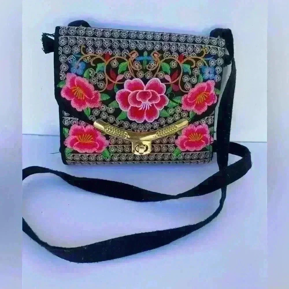 Embroidered colorful purse